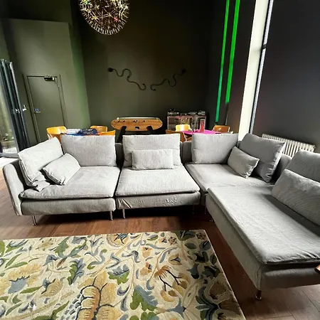 Crescent House Tatil Evi *