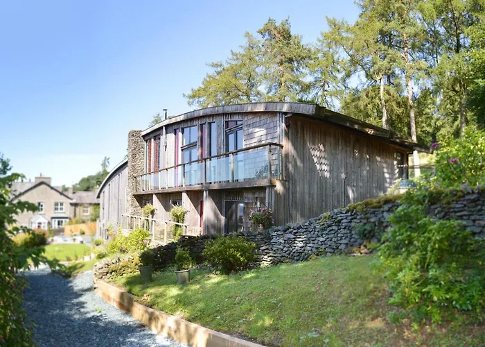 Crescent House 度假居 *