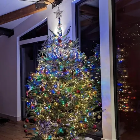 Crescent House Casa de Férias *